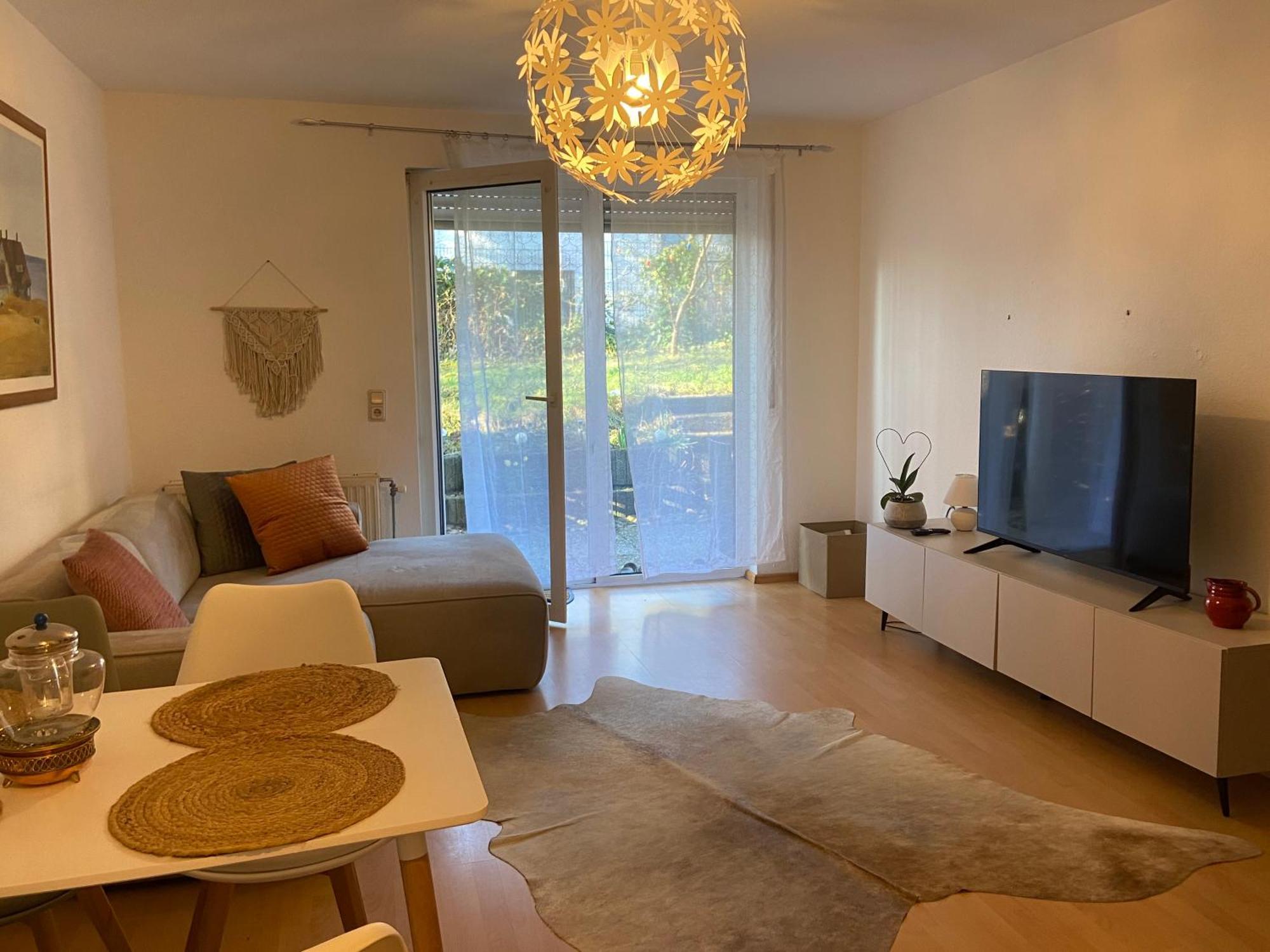 In Saarbruecken Stadtnahe Gemuetliche Wohnung Am Deutsch-Franzoesischen Garten Luaran gambar