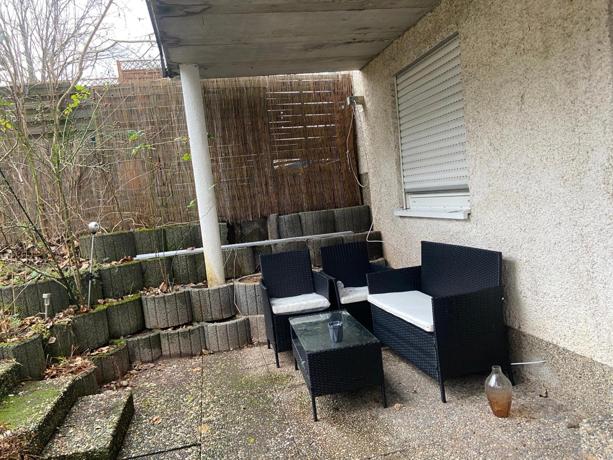 In Saarbruecken Stadtnahe Gemuetliche Wohnung Am Deutsch-Franzoesischen Garten Luaran gambar