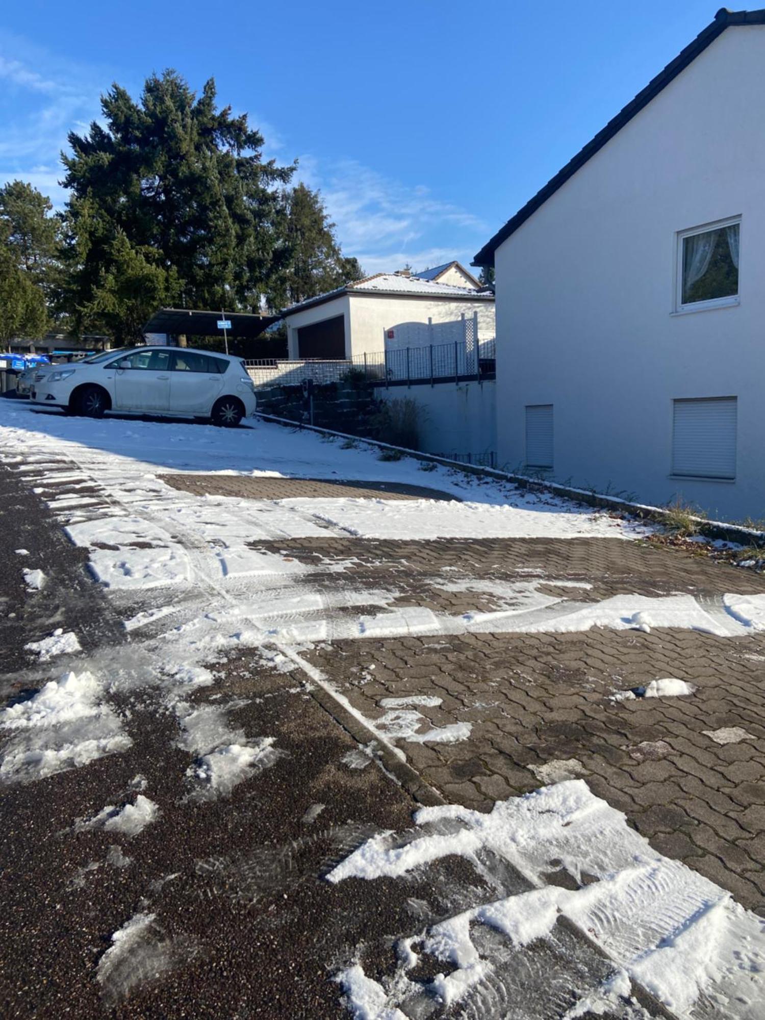 In Saarbruecken Stadtnahe Gemuetliche Wohnung Am Deutsch-Franzoesischen Garten Luaran gambar